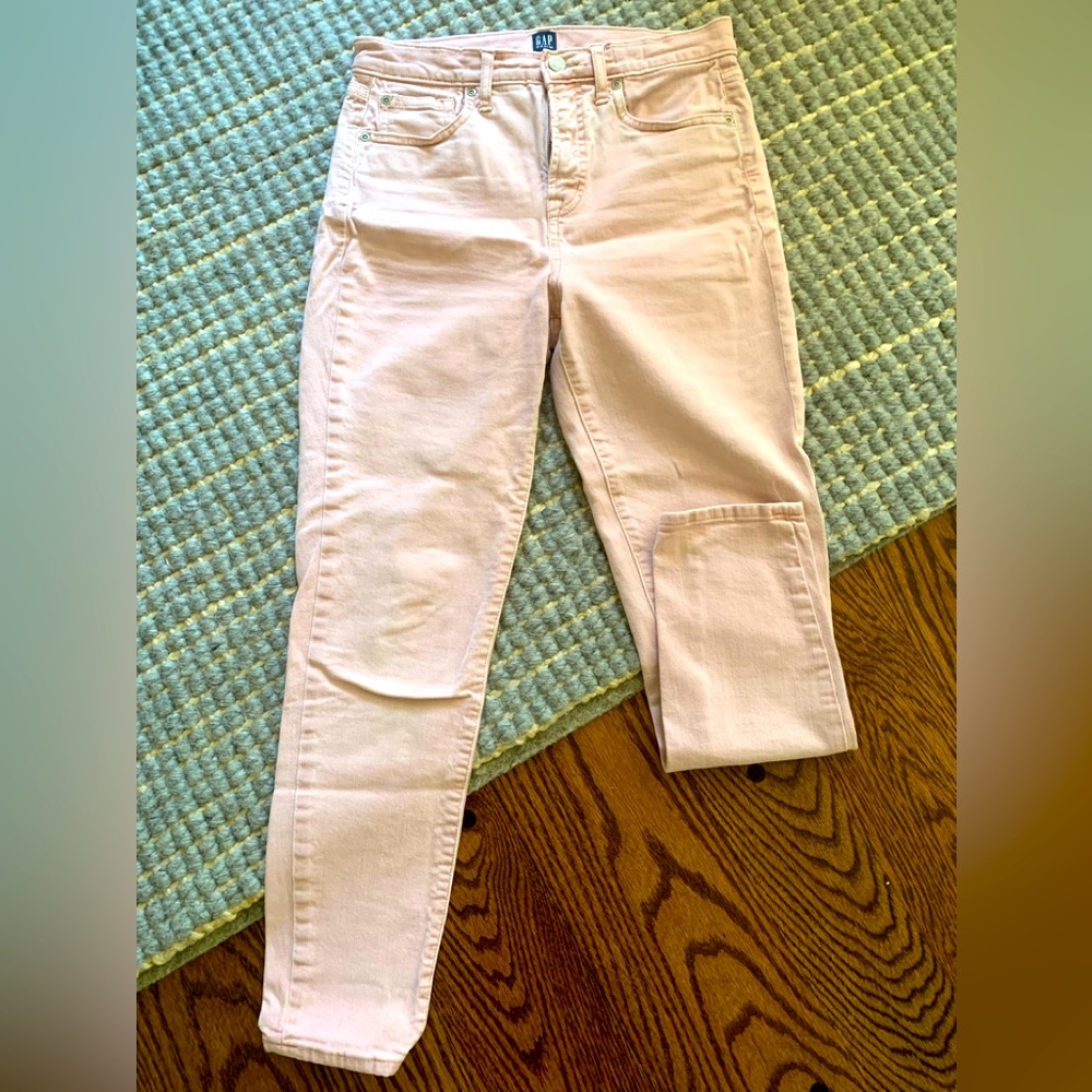 GAP True Skinny Blush Pink High Rise Jeans. Size 27